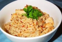 Плов в мультиварке с курицей
