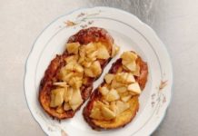 Яблочные тосты по-французски