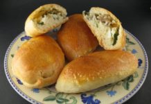 Рецепт пирожков с рыбой или рыбной консервой и рисом