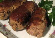 Тушеные мясные зразы по-румынски