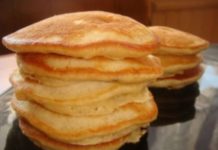 Оладьи с яблоками по-чешски