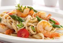 Макароны с морепродуктами