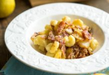 Макароны с беконом