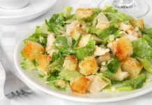 Салат «Цезарь» с курицей