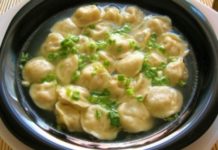 Пельмени с луком по-татарски