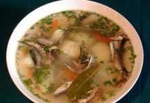 Уха домашняя из мелкой рыбы
